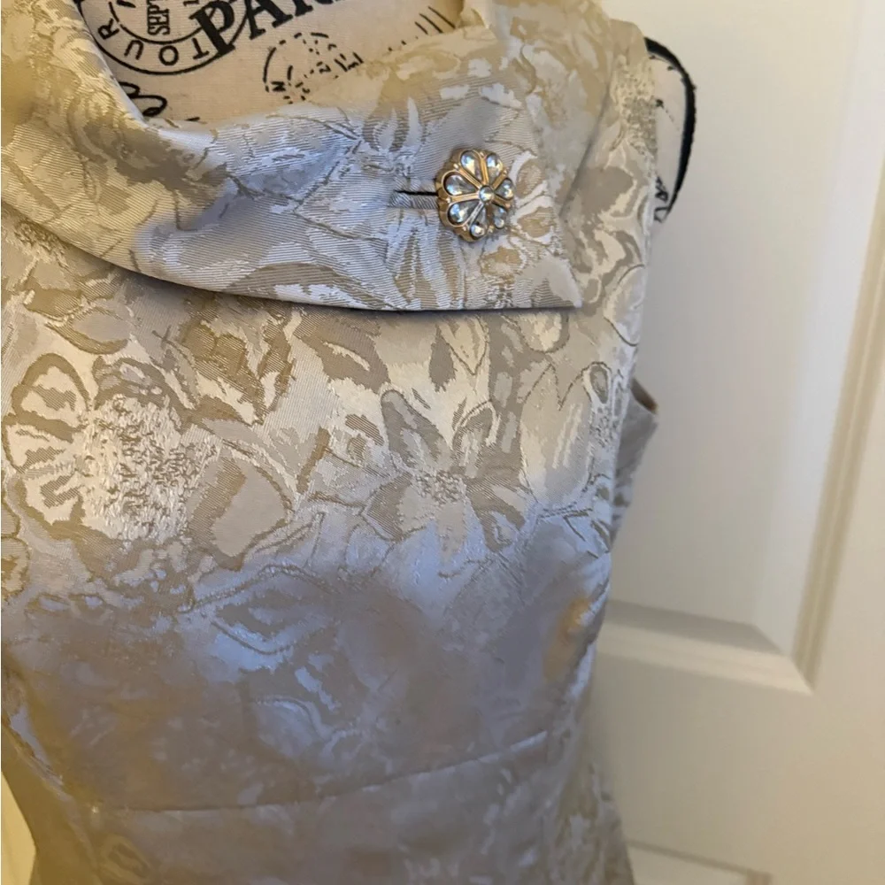 Tahari dress - Picture 5 of 8